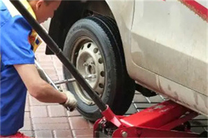 九龙附近拖车24小时服务热线电话